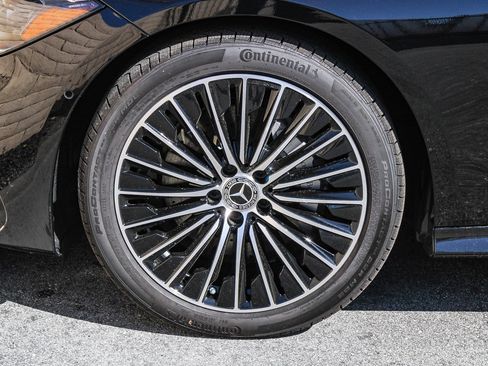 New 2026 Mercedes-Benz CLE 300 4MATIC Coupe image 11