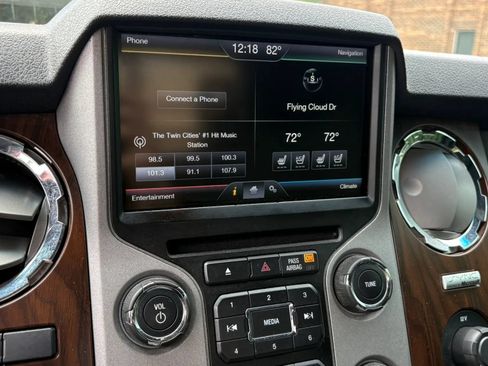 Used 2014 Ford F250 Lariat w/ Chrome Package AWD/4WD image 22