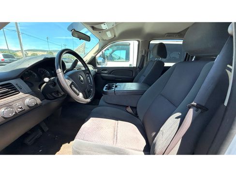 Used 2009 Chevrolet Avalanche LS AWD/4WD image 14