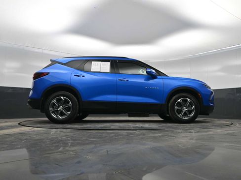 Used 2024 Chevrolet Blazer LT w/ Sound & Technology Package image 36