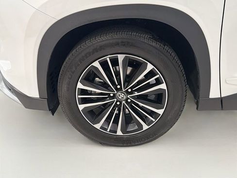 Certified 2025 Toyota Grand Highlander AWD Hybrid image 25