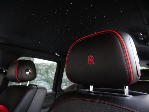 Certified 2020 Rolls-Royce Cullinan Black Badge image 10