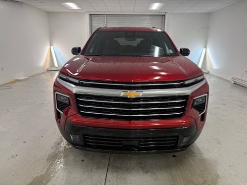 New 2026 Chevrolet Traverse High Country image 2