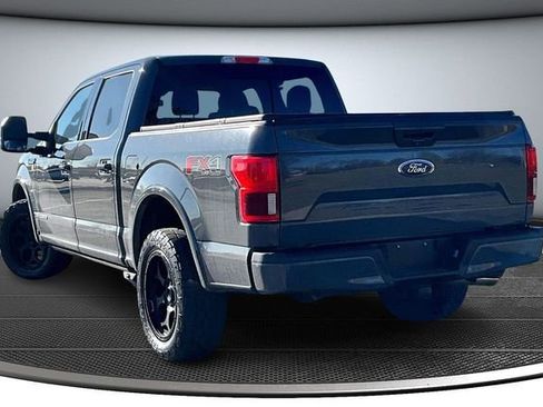 Used 2018 Ford F150 Lariat w/ Equipment Group 502A Luxury image 4