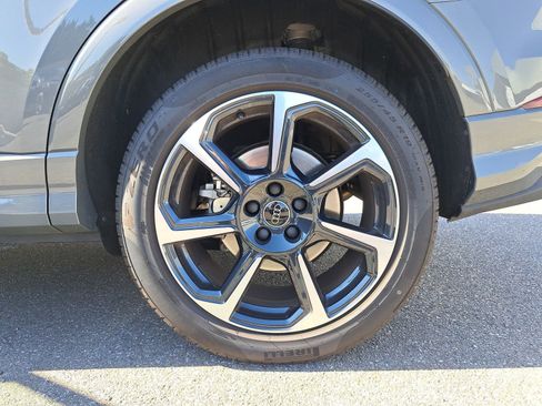 Used 2025 Audi Q3 2.0T Premium Plus w/ Premium Plus Package image 7