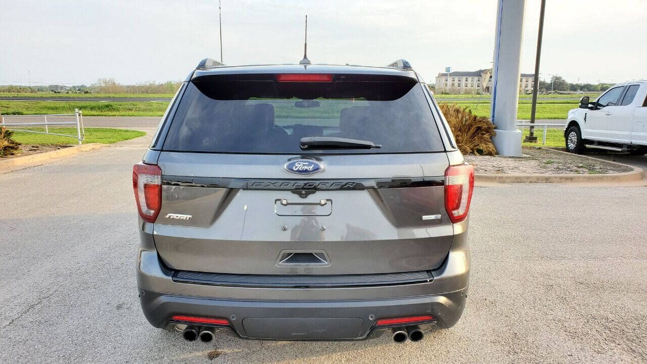Used 2018 Ford Explorer Sport w/ Equipment Group 401A AWD/4WD image 8
