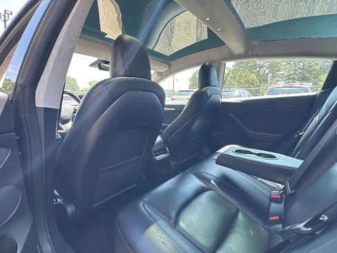 Used 2023 Tesla Model 3 Standard Range RWD image 11