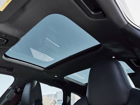 Used 2022 Audi RS 6 image 56