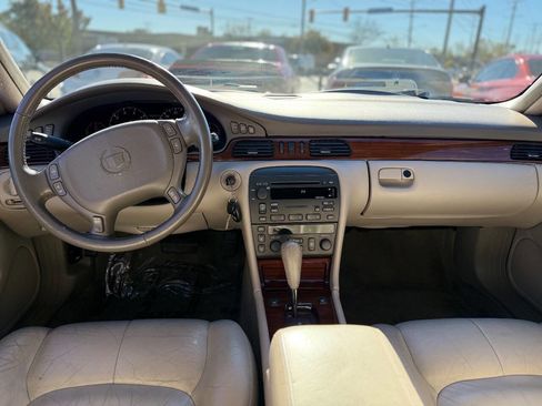 Used 2004 Cadillac Seville SLS w/ Preferred Equipment Group image 13
