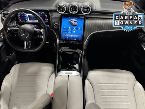 Used 2023 Mercedes-Benz GLC 300 image 2