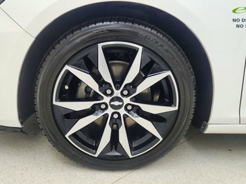 Used 2018 Chevrolet Malibu LT w/ Driver Confidence Package FWD image 55