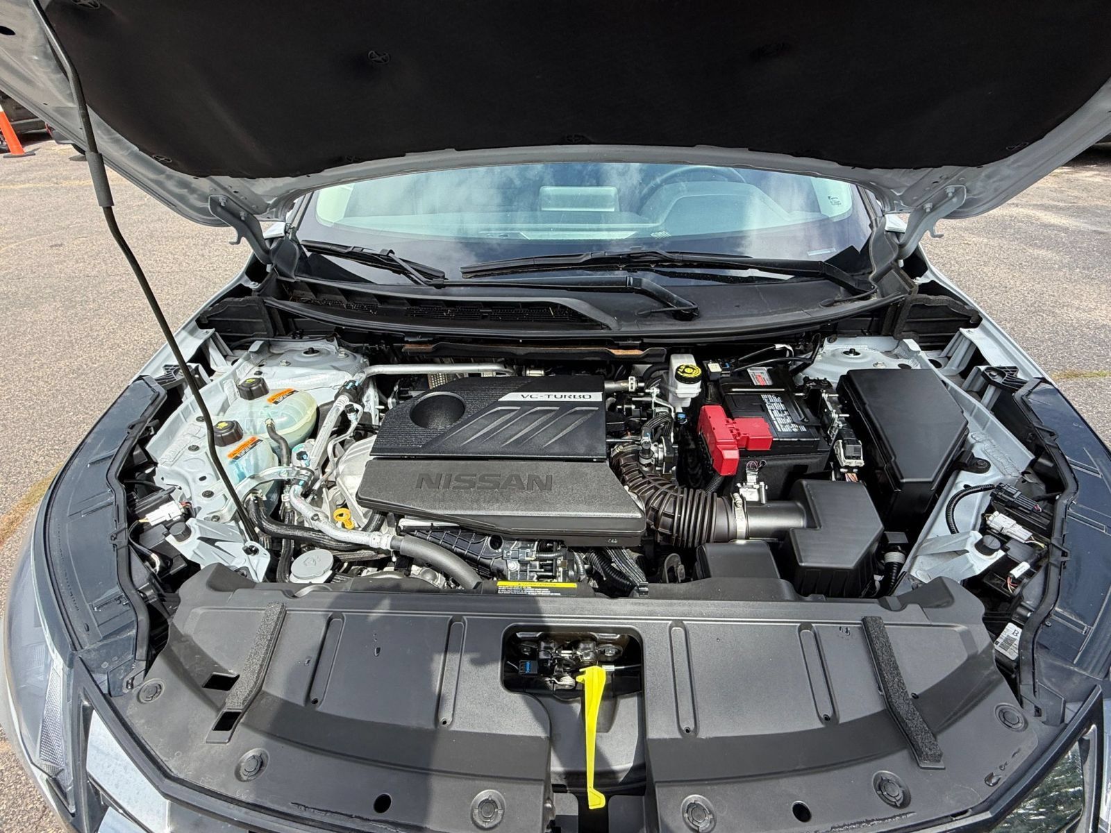 Used 2025 Nissan Rogue SV AWD/4WD image 33