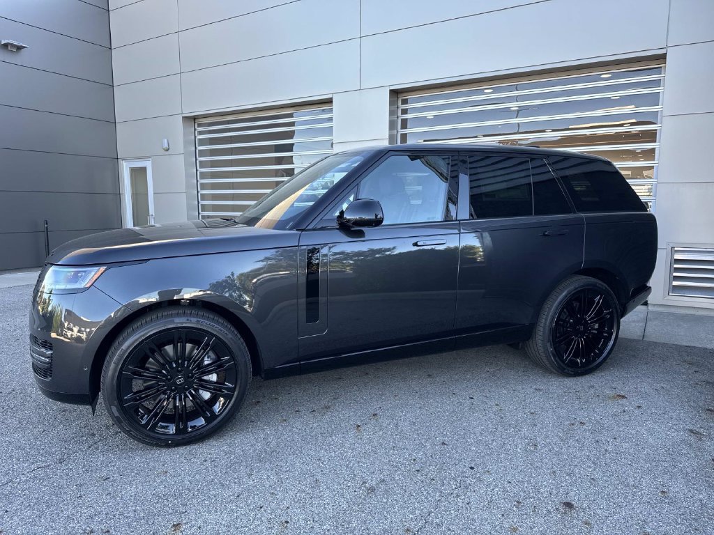 New 2027 Land Rover Range Rover SE AWD/4WD image 3