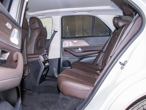 Used 2021 Mercedes-Benz GLE 450 4MATIC image 22