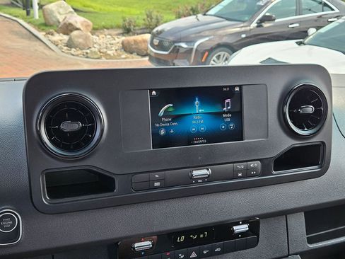 New 2024 Mercedes-Benz Sprinter 3500 image 22