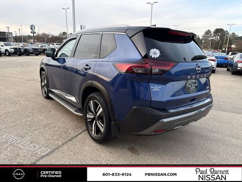 Certified 2023 Nissan Rogue SL w/ SL Premium Package image 13