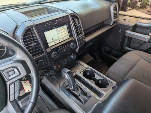 Used 2019 Ford F150 XLT w/ Equipment Group 302A Luxury AWD/4WD image 18