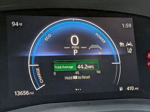 Used 2026 Toyota Camry SE FWD image 5