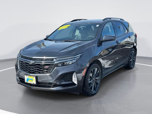 Certified 2023 Chevrolet Equinox RS FWD image 3
