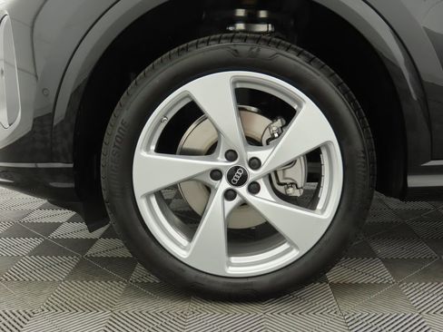 Used 2025 Audi Q5 Premium Plus w/ Premium Plus image 32