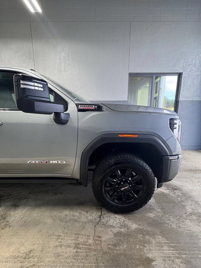 Used 2024 GMC Sierra 2500 AT4 w/ AT4 Premium Plus Package AWD/4WD image 14