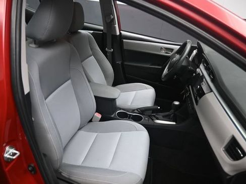 Used 2016 Toyota Corolla LE FWD image 27