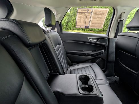 Used 2024 Ford Edge SEL image 30