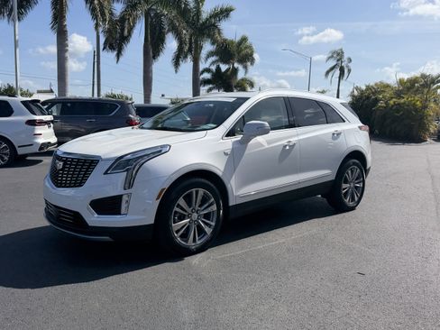 Certified 2024 Cadillac XT5 Premium Luxury w/ Technology Package image 7