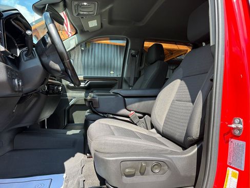 Used 2024 Chevrolet Silverado 2500 LT AWD/4WD image 9