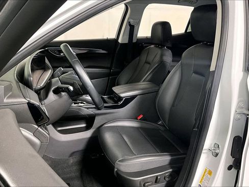Used 2024 Buick Envision Preferred image 24