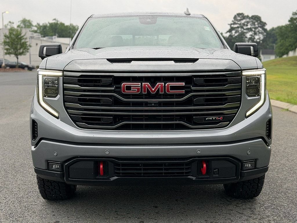 Used 2023 GMC Sierra 1500 AT4 w/ AT4 Premium Package AWD/4WD image 10