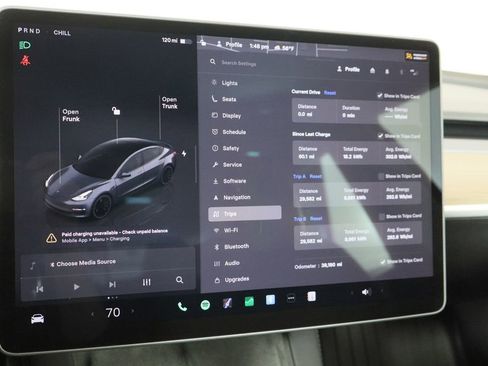 Used 2023 Tesla Model 3 Performance image 33
