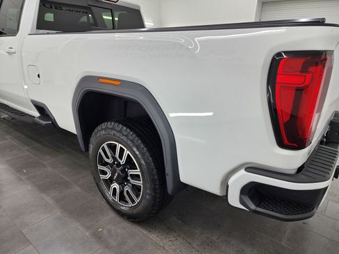 Used 2022 GMC Sierra 2500 AT4 w/ AT4 Premium Plus Package image 34