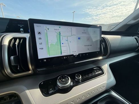 Used 2025 Ford Expedition Max Active image 29