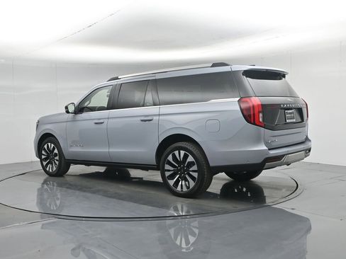 Used 2025 Ford Expedition Max Platinum w/ Driver's Package image 7