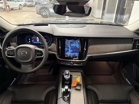 Used 2023 Volvo S90 B6 Ultimate w/ Protection Package Premier image 20
