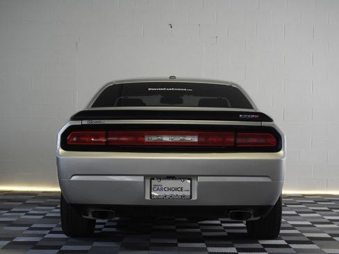 Used 2009 Dodge Challenger SRT8 w/ SRT Option Group II image 4