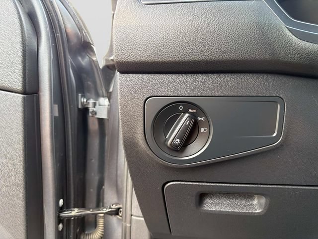 Certified 2023 Volkswagen Tiguan S FWD image 28