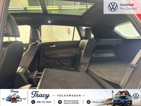 Certified 2022 Volkswagen Atlas Cross Sport SEL R-Line AWD/4WD image 25