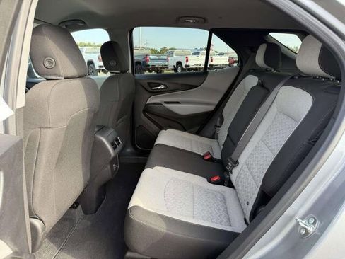 Used 2024 Chevrolet Equinox LT image 13
