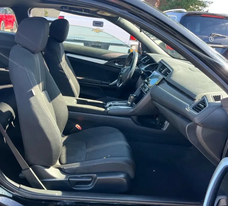 Used 2020 Honda Civic EX image 8