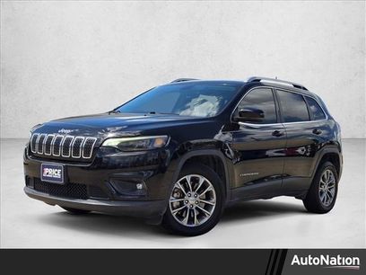 Used 2019 Jeep Cherokee Latitude Plus w/ Comfort/Convenience Group