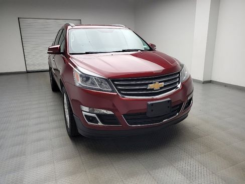 Used 2017 Chevrolet Traverse LT w/ Style and Technology Package FWD image 14