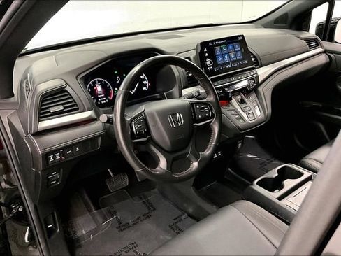 Used 2025 Honda Odyssey Sport-L image 16