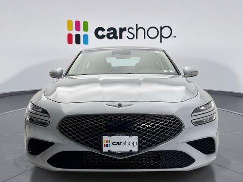 Used 2022 Genesis G70 2.0T AWD/4WD image 8
