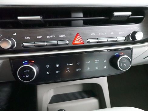 Used 2026 Hyundai Palisade SEL AWD/4WD image 16