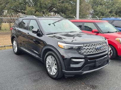 Used 2023 Ford Explorer Limited w/ Limited Technology Package