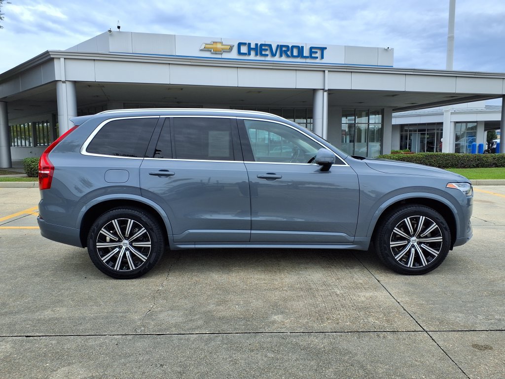 Used 2023 Volvo XC90 B5 Core w/ Protection Package Premier AWD/4WD image 4