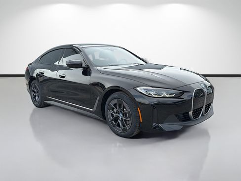 Used 2023 BMW i4 eDrive35 RWD image 1