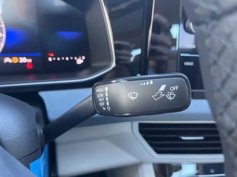 New 2026 Volkswagen Jetta SE FWD image 12